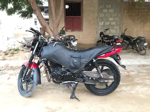 Suzuki GR 150 2022