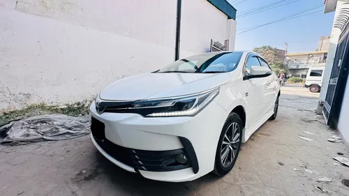Toyota Corolla Altis Grande CVT-i 1.8 2019