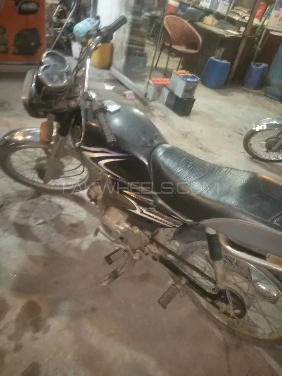 Yamaha YD-100 Junoon 2010 for Sale Yamaha YD-100 Junoon 2010 for Sale Image-2