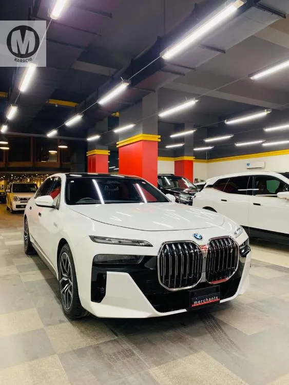 BMW 7 Series 2023 for Sale in Karachi Image-1