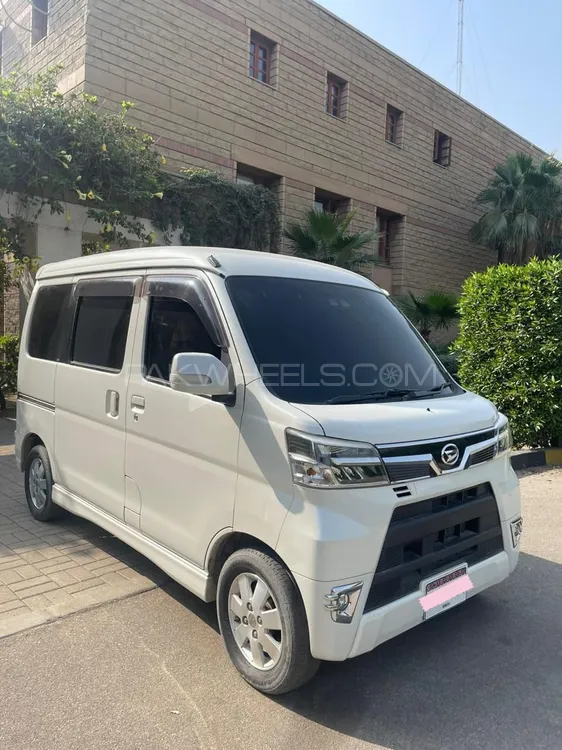 Daihatsu Atrai Wagon 2018 for Sale in Karachi Daihatsu Atrai Wagon 2018 for Sale in Karachi Image-2