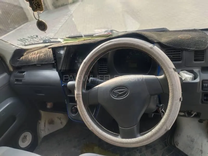 Daihatsu Hijet 2011 for Sale in Karachi Image-1