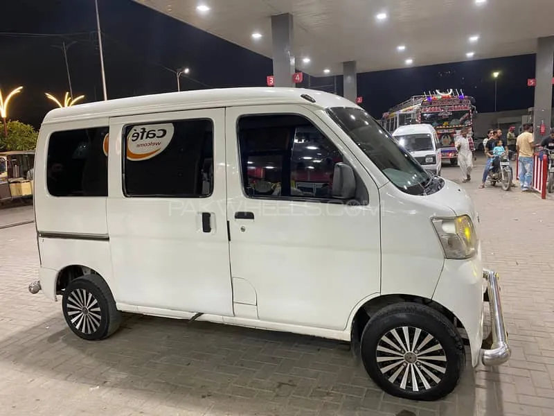Daihatsu Hijet 2014 for Sale in Karachi Image-1