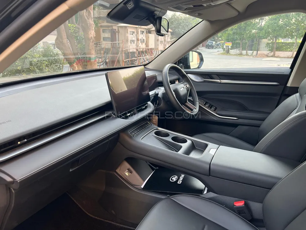 Haval H6 2025 for Sale in Lahore Haval H6 2025 for Sale in Lahore Image-4