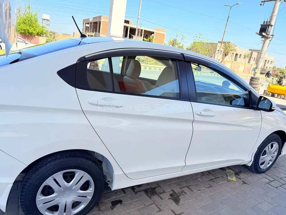 Honda City 2022 for Sale in Bahawalpur Honda City 2022 for Sale in Bahawalpur Image-9