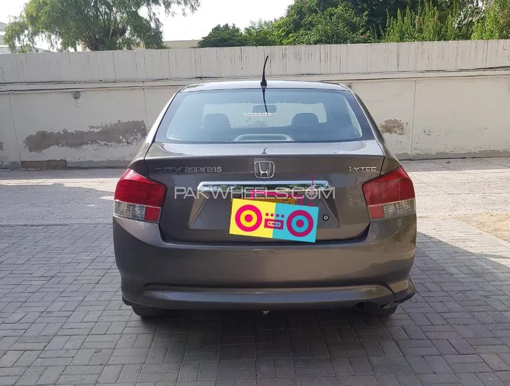 Honda City 2014 for Sale in Karachi Honda City 2014 for Sale in Karachi Image-2