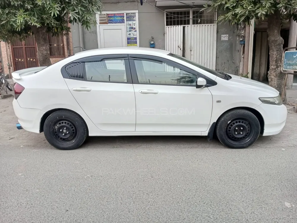 Honda City 2014 for Sale in Lahore Honda City 2014 for Sale in Lahore Image-18