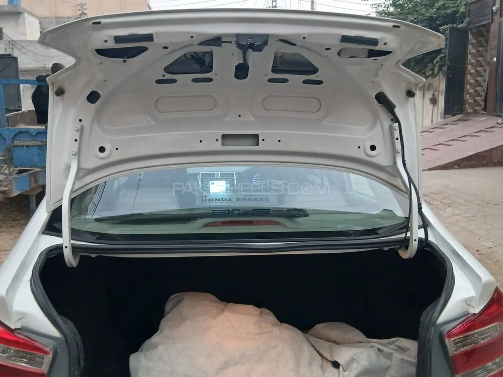 Honda City 2019 for Sale in Okara Honda City 2019 for Sale in Okara Image-17