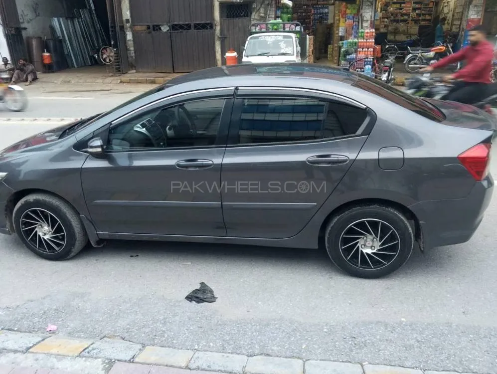 Honda City 2016 for Sale in Islamabad Image-1