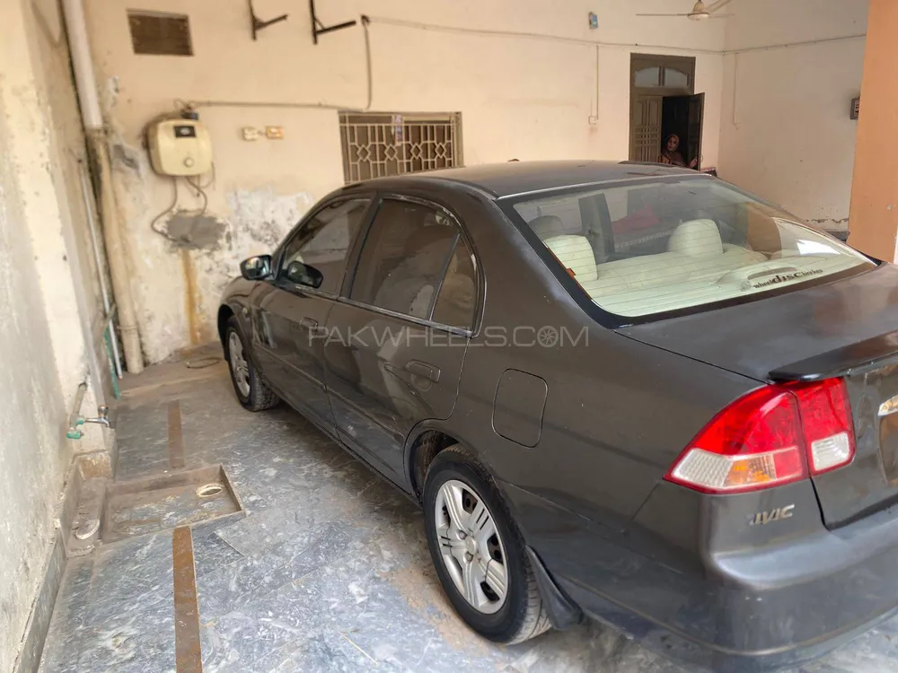 Honda Civic 2004 for Sale in Multan Honda Civic 2004 for Sale in Multan Image-4