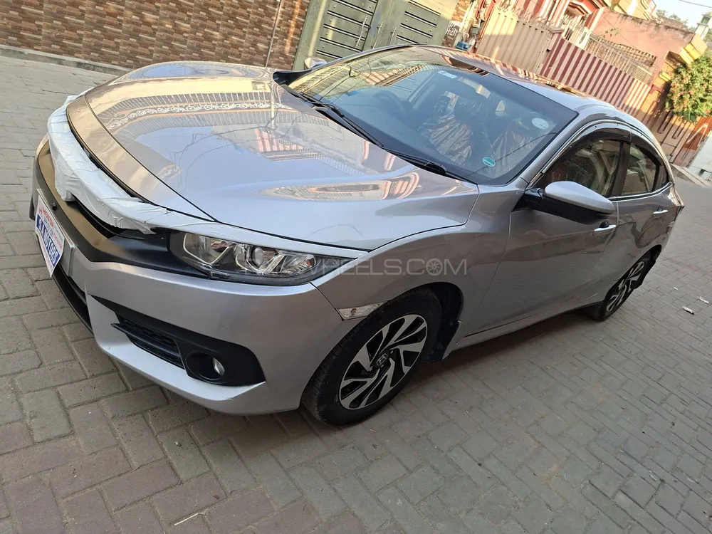 Honda Civic 2017 for Sale in Gujrat Honda Civic 2017 for Sale in Gujrat Image-5