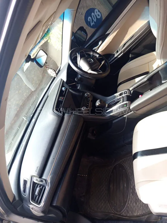 Honda Civic 2017 for Sale in Lahore Honda Civic 2017 for Sale in Lahore Image-8