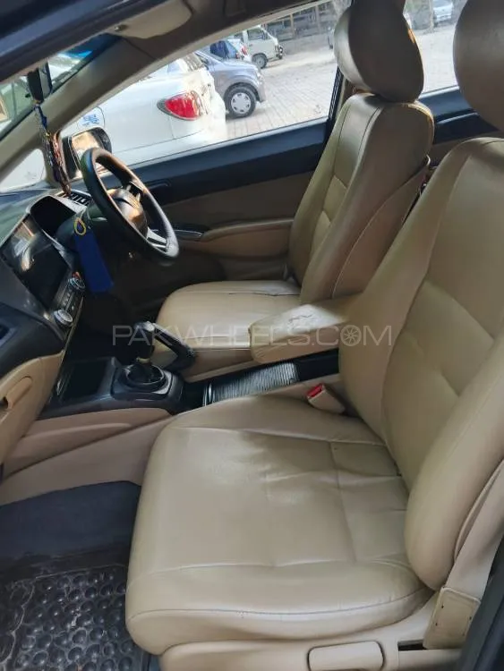 Honda Civic 2011 for Sale in Lahore Honda Civic 2011 for Sale in Lahore Image-2