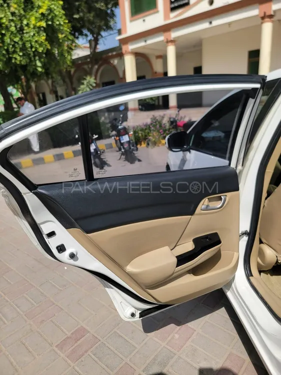 Honda Civic 2016 for Sale in Bahawalpur Honda Civic 2016 for Sale in Bahawalpur Image-7