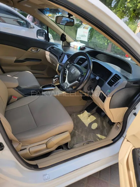 Honda Civic 2016 for Sale in Bahawalpur Honda Civic 2016 for Sale in Bahawalpur Image-3