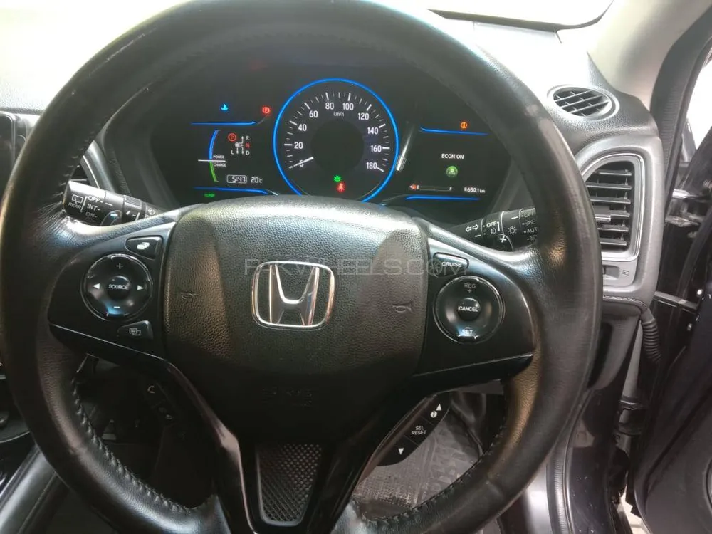 ہونڈا ویزِل 2017 for Sale in لاہور ہونڈا ویزِل 2017 for Sale in لاہور Image-8