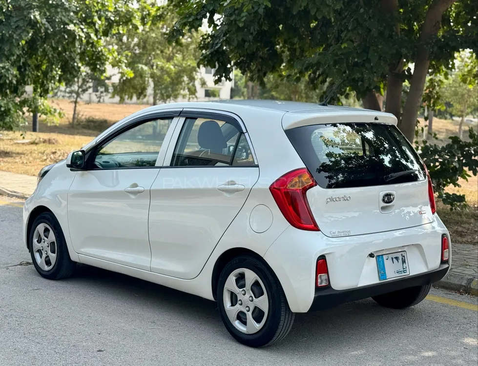 KIA Picanto 2021 for Sale in Islamabad KIA Picanto 2021 for Sale in Islamabad Image-6