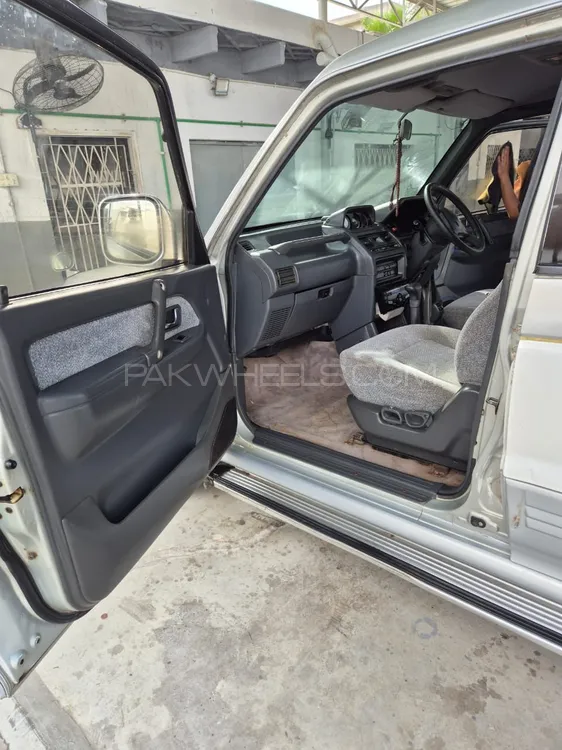 Mitsubishi Pajero 1990 for Sale in Thatta Mitsubishi Pajero 1990 for Sale in Thatta Image-4