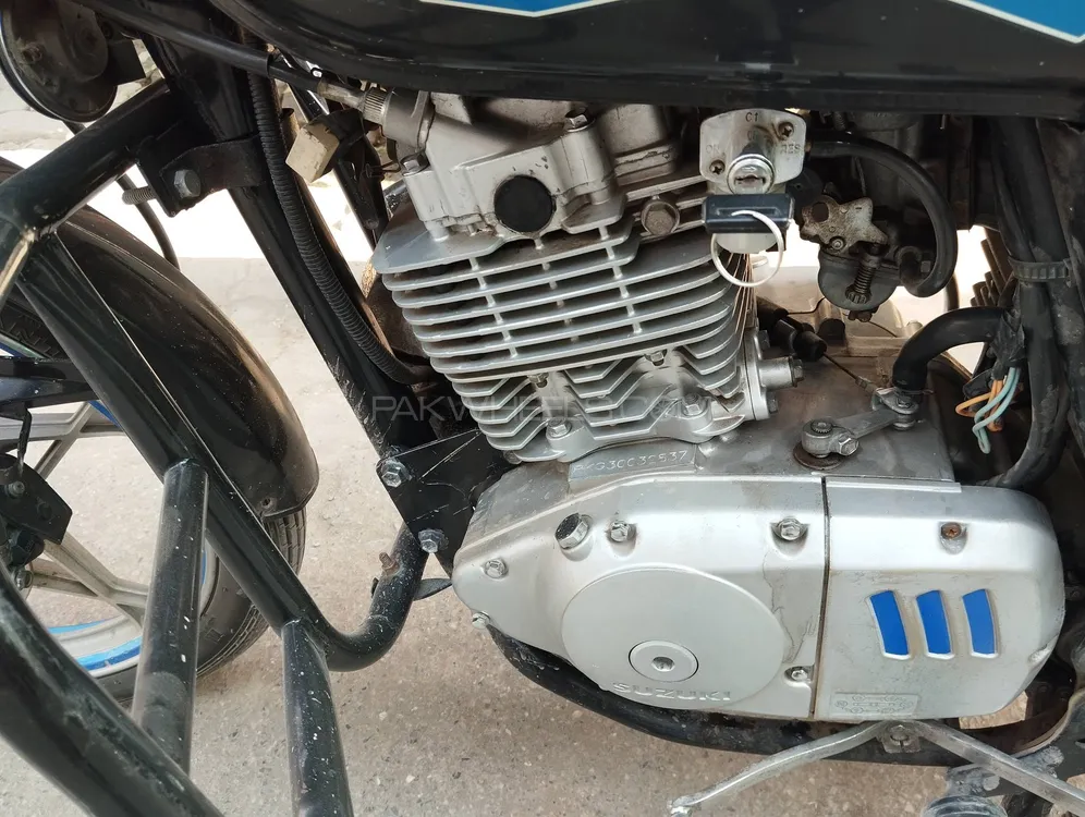 Suzuki GS 150 SE 2017 for Sale Suzuki GS 150 SE 2017 for Sale Image-2