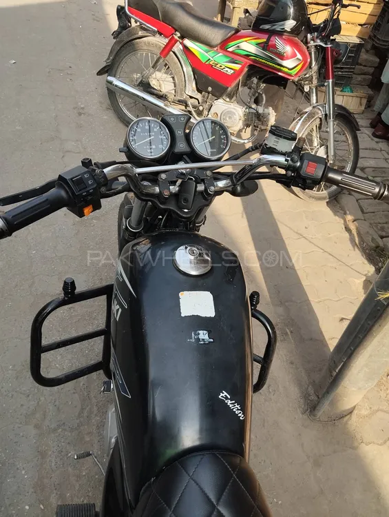 Suzuki GS 150 SE 2017 for Sale Suzuki GS 150 SE 2017 for Sale Image-4