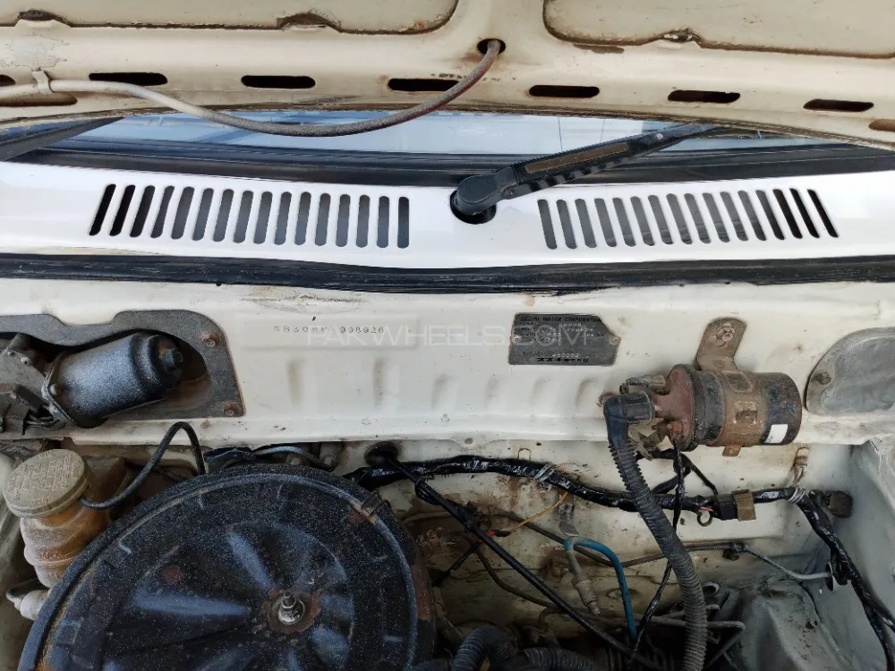 Suzuki Mehran 2010 for Sale in Multan Suzuki Mehran 2010 for Sale in Multan Image-12