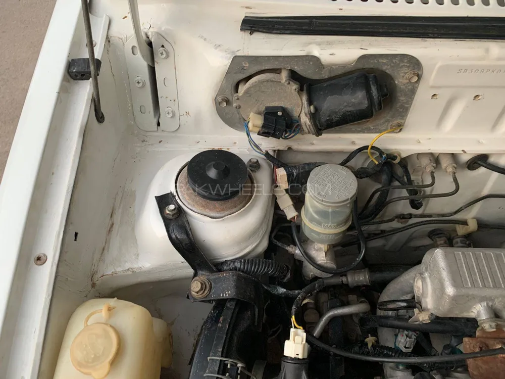 Suzuki Mehran 2015 for Sale in Hyderabad Suzuki Mehran 2015 for Sale in Hyderabad Image-7