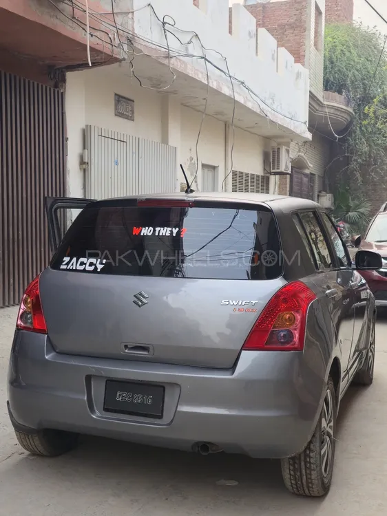 Suzuki Swift 2011 for Sale in Faisalabad Suzuki Swift 2011 for Sale in Faisalabad Image-8