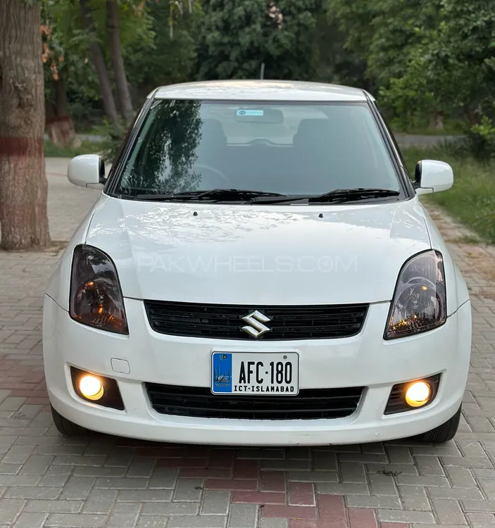 Suzuki Swift 2017 for Sale in Faisalabad Suzuki Swift 2017 for Sale in Faisalabad Image-4