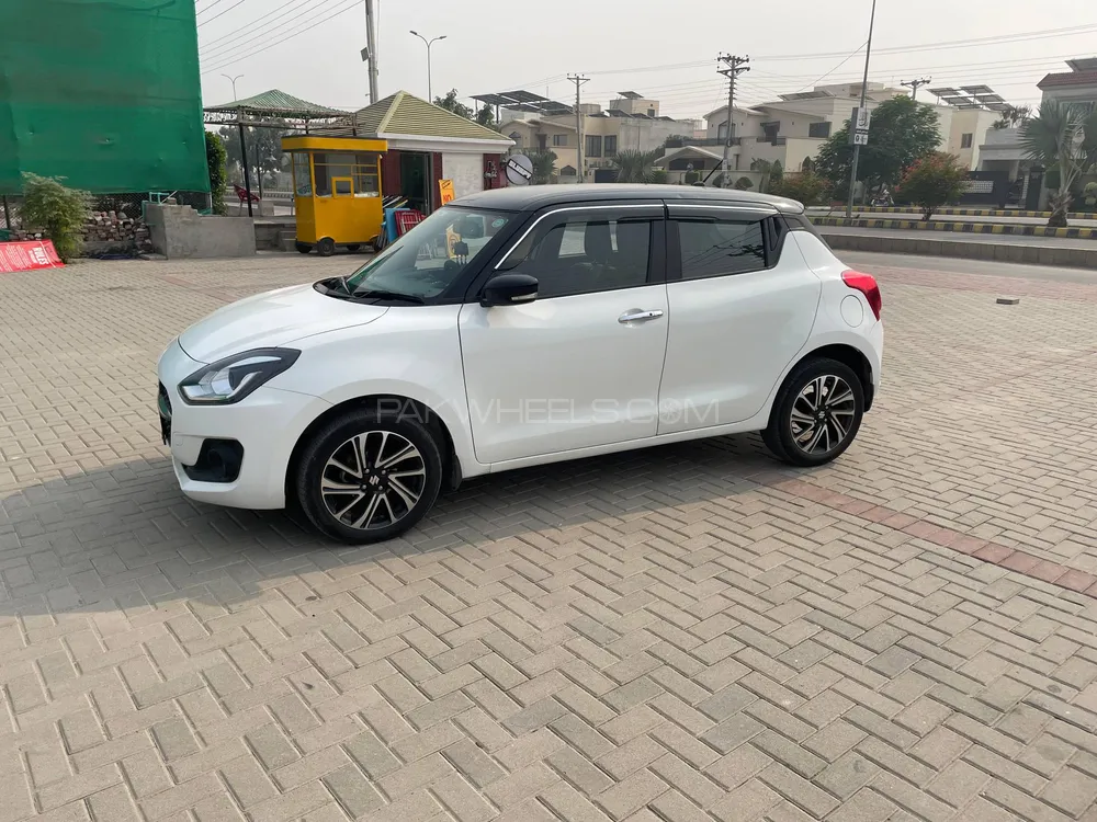 Suzuki Swift 2024 for Sale in Multan Suzuki Swift 2024 for Sale in Multan Image-4