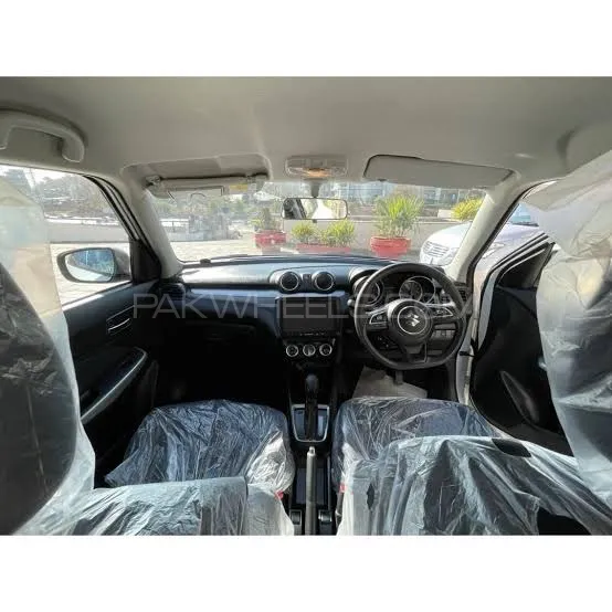 Suzuki Swift 2025 for Sale in Sialkot Suzuki Swift 2025 for Sale in Sialkot Image-2