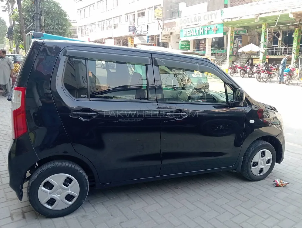 Suzuki Wagon R 2014 for Sale in Rawalpindi Suzuki Wagon R 2014 for Sale in Rawalpindi Image-17