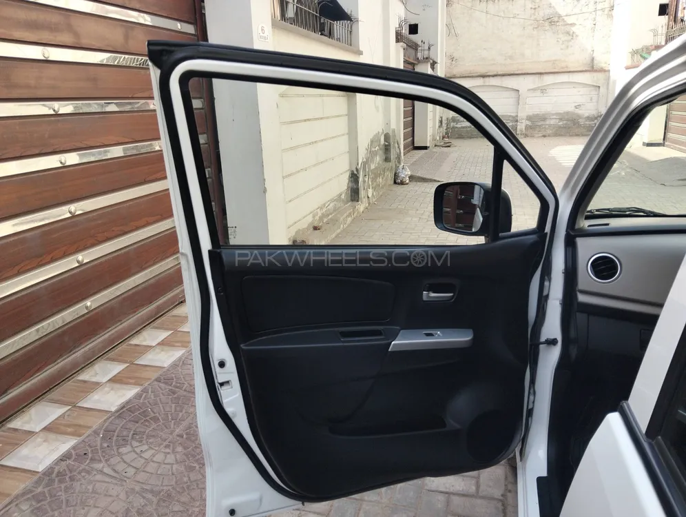 Suzuki Wagon R 2022 for Sale in Multan Suzuki Wagon R 2022 for Sale in Multan Image-5