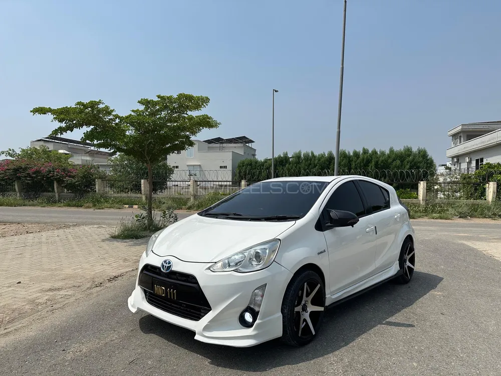Toyota Aqua 2014 for Sale in D.G.Khan Image-1
