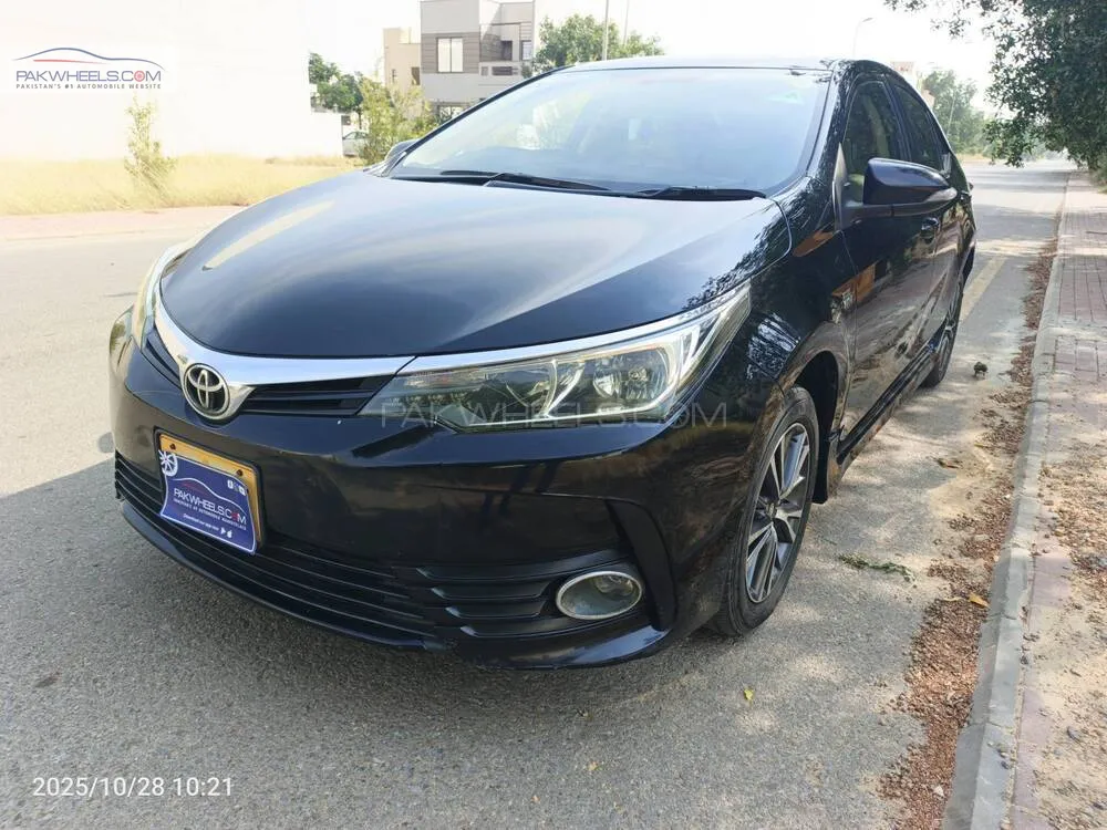Toyota Corolla 2018 for Sale in Karachi Toyota Corolla 2018 for Sale in Karachi Image-3