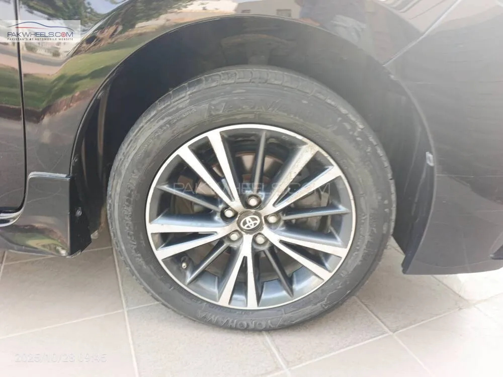 Toyota Corolla 2018 for Sale in Karachi Toyota Corolla 2018 for Sale in Karachi Image-14