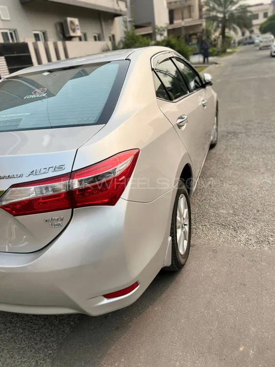 ٹویوٹا کرولا 2016 for Sale in لاہور ٹویوٹا کرولا 2016 for Sale in لاہور Image-3