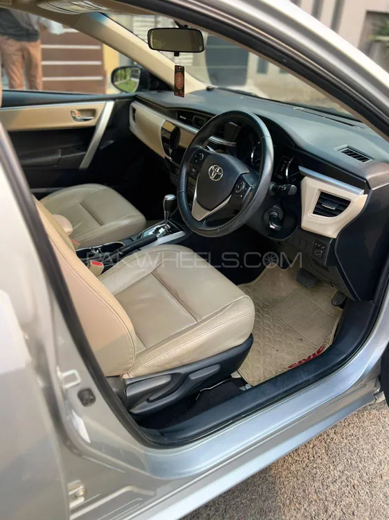 ٹویوٹا کرولا 2016 for Sale in لاہور ٹویوٹا کرولا 2016 for Sale in لاہور Image-10