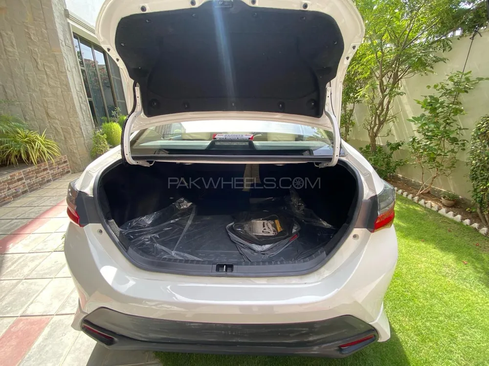 Toyota Corolla 2021 for Sale in Karachi Toyota Corolla 2021 for Sale in Karachi Image-11