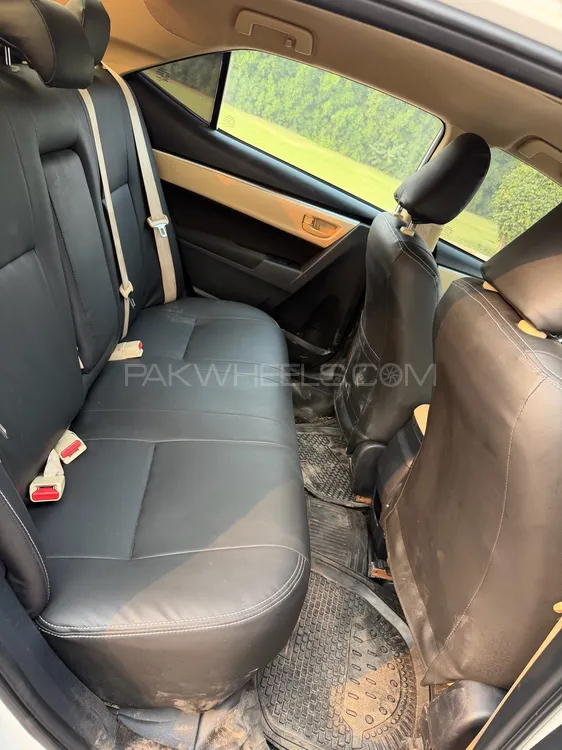 Toyota Corolla 2022 for Sale in Multan Toyota Corolla 2022 for Sale in Multan Image-11