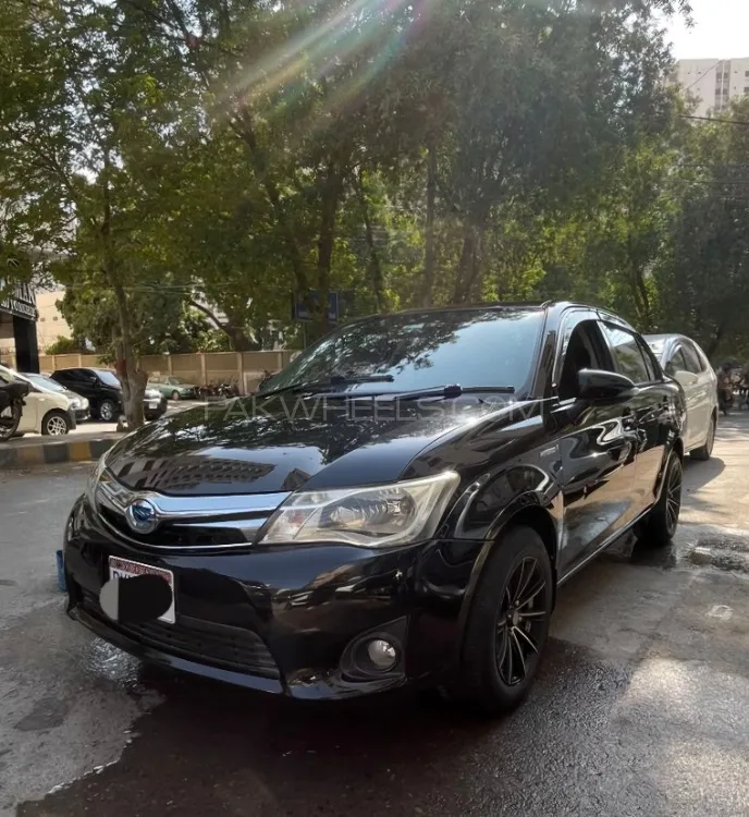 Toyota Corolla Axio 2014 for Sale in Karachi Image-1