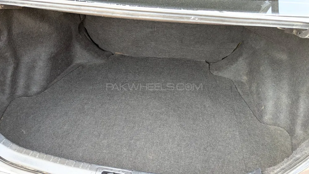 Toyota Corolla 2016 for Sale in Jhang Toyota Corolla 2016 for Sale in Jhang Image-9