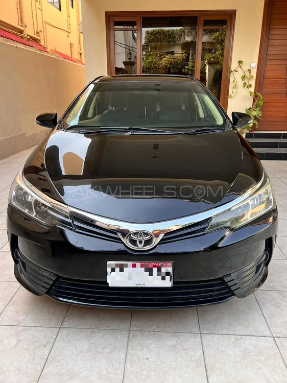 Toyota Corolla 2019 for Sale in Karachi Image-1