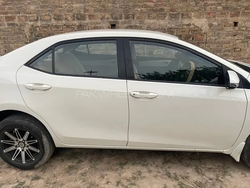 Toyota Corolla 2014 for Sale in Hyderabad Toyota Corolla 2014 for Sale in Hyderabad Image-3