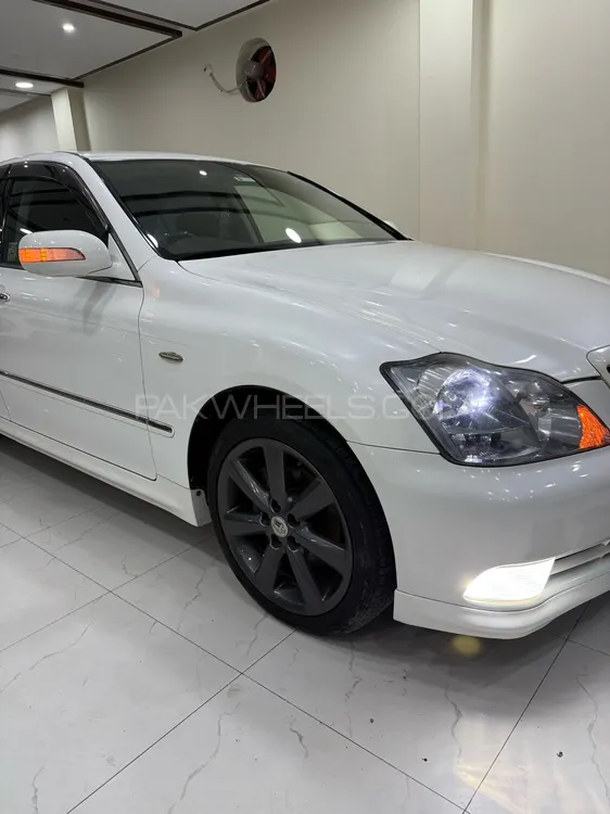 Toyota Crown 2005 for Sale in Faisalabad Toyota Crown 2005 for Sale in Faisalabad Image-3