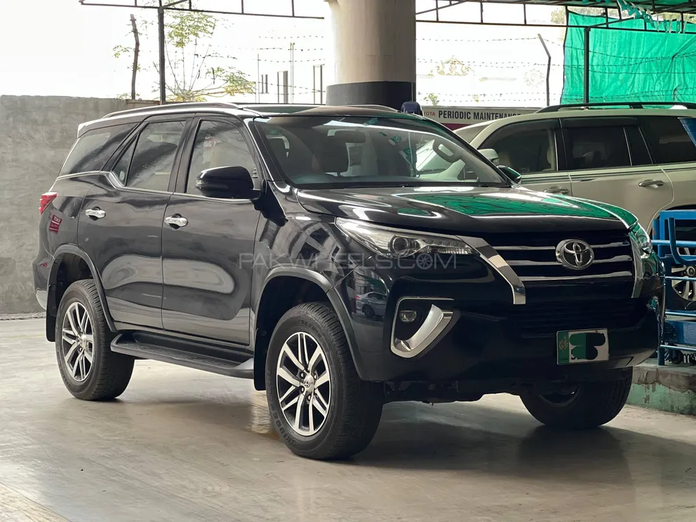 Toyota Fortuner 2018 for Sale in Lahore Toyota Fortuner 2018 for Sale in Lahore Image-1