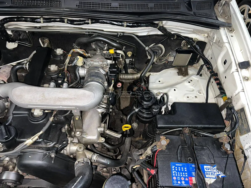 Toyota Hilux 2014 for Sale in Islamabad Toyota Hilux 2014 for Sale in Islamabad Image-11