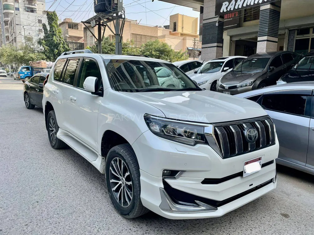 Toyota Prado 2018 for Sale in Karachi Toyota Prado 2018 for Sale in Karachi Image-3