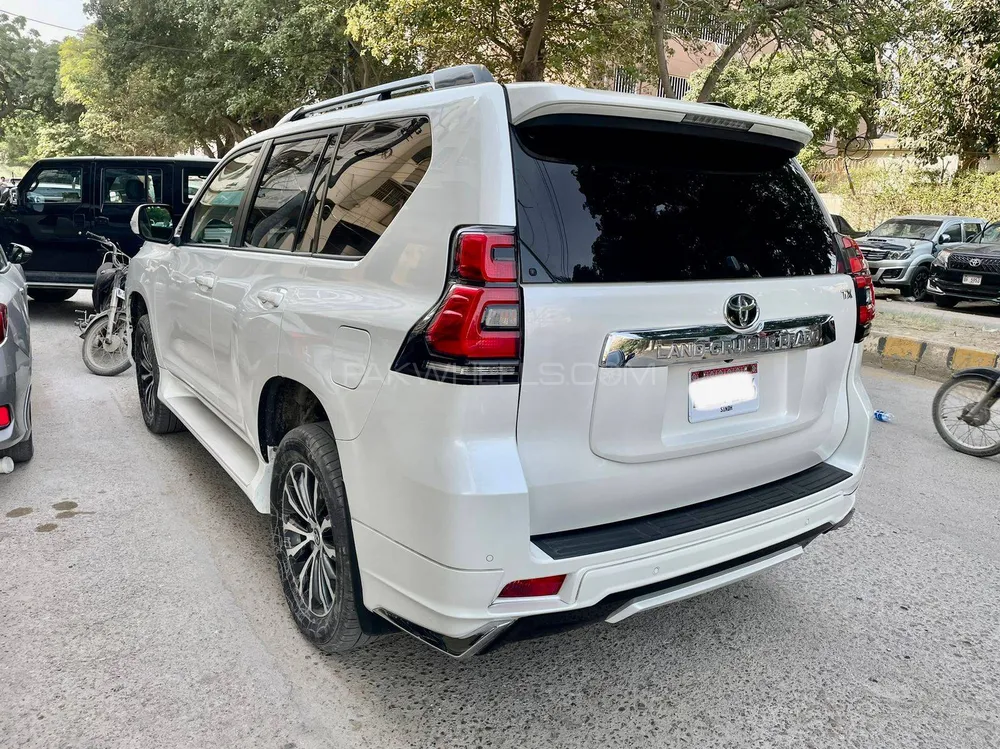 Toyota Prado 2018 for Sale in Karachi Toyota Prado 2018 for Sale in Karachi Image-19