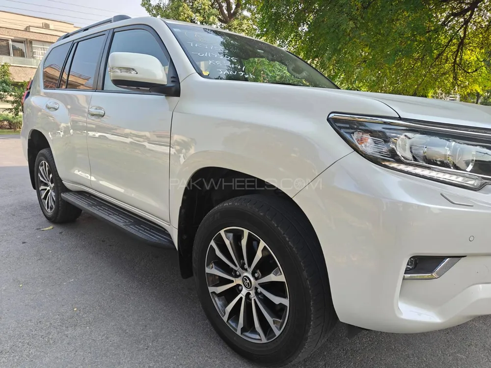ٹویوٹا پراڈو 2020 for Sale in لاہور ٹویوٹا پراڈو 2020 for Sale in لاہور Image-2
