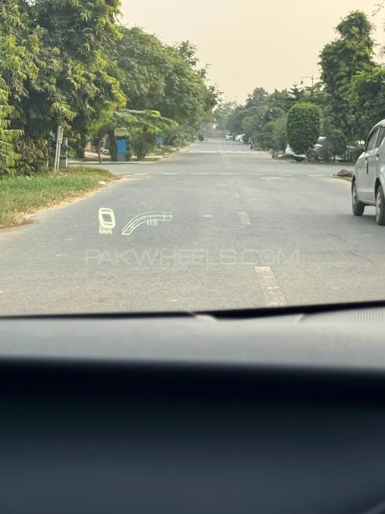 ٹویوٹا پریوس 2017 for Sale in لاہور ٹویوٹا پریوس 2017 for Sale in لاہور Image-8